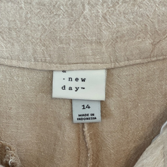 A New Day Pleat Front Linen Trousers - Picture 4 of 5